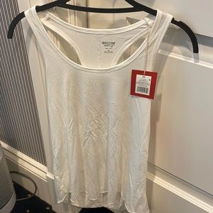 White razorback tank